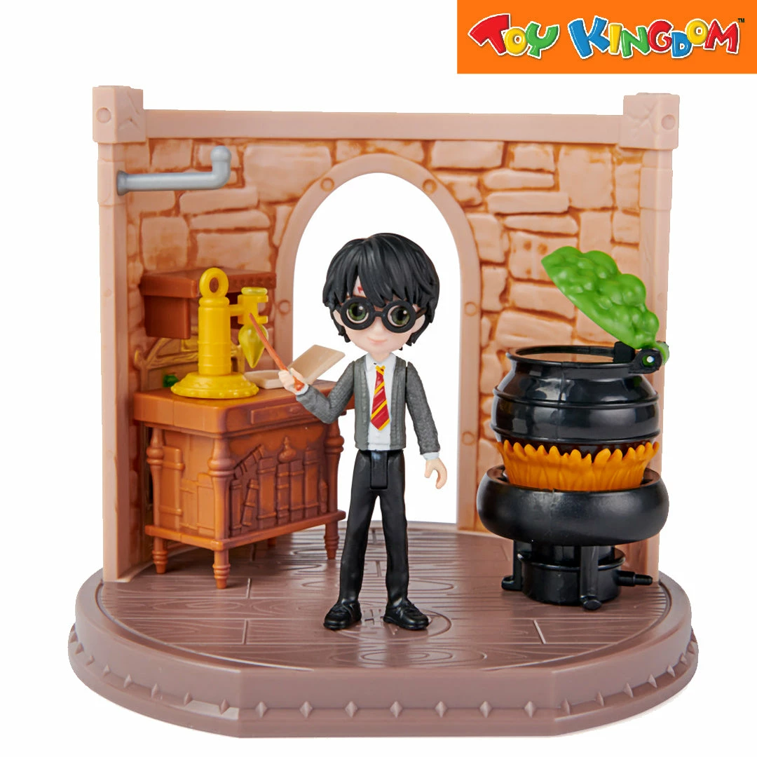 Harry Potter Wizarding World Magical Mini Potions Classroom Playset 3 Harry Potter Wizarding World Magical Mini Potions Classroom Playset - Image 3