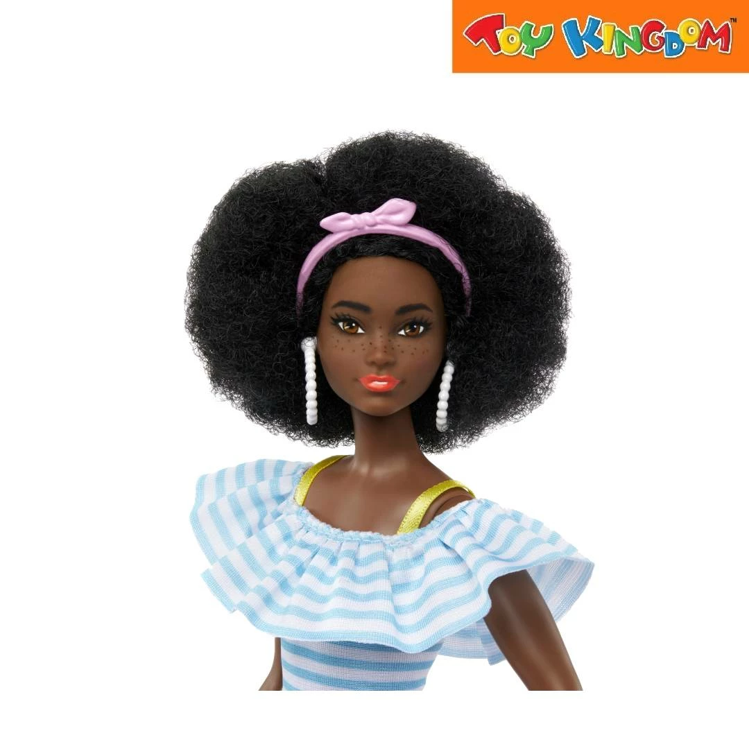 Barbie Roller Skater Deluxe Fashion Doll 4 Barbie Roller Skater Deluxe Fashion Doll - Image 4