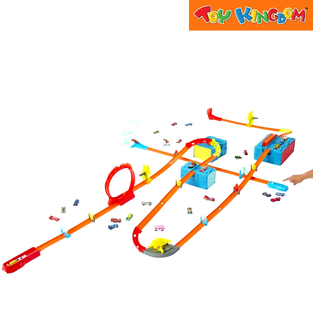 Hot Wheels Track Builder Fire-themed Stunt Pack Playset 2 Hot Wheels Track Builder Fire-themed Stunt Pack Playset - Image 2